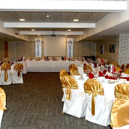 因吉克拉斯酒店 代尼兹利