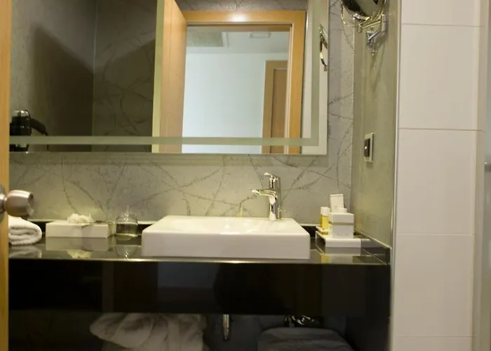 Inci Class Деницли